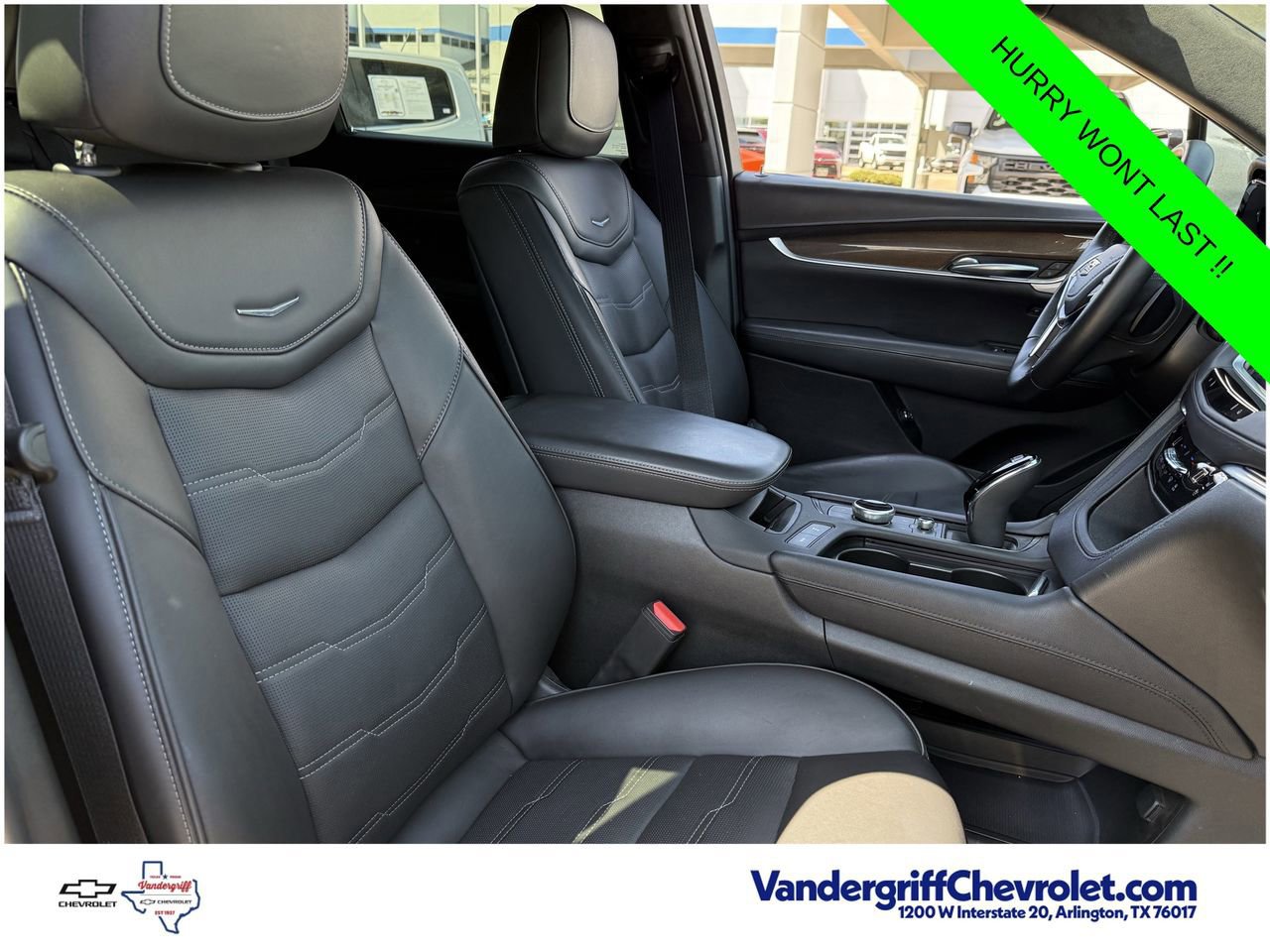 Used 2023 Cadillac XT5 Premium Luxury w/ Platinum Package AWD/4WD image 23