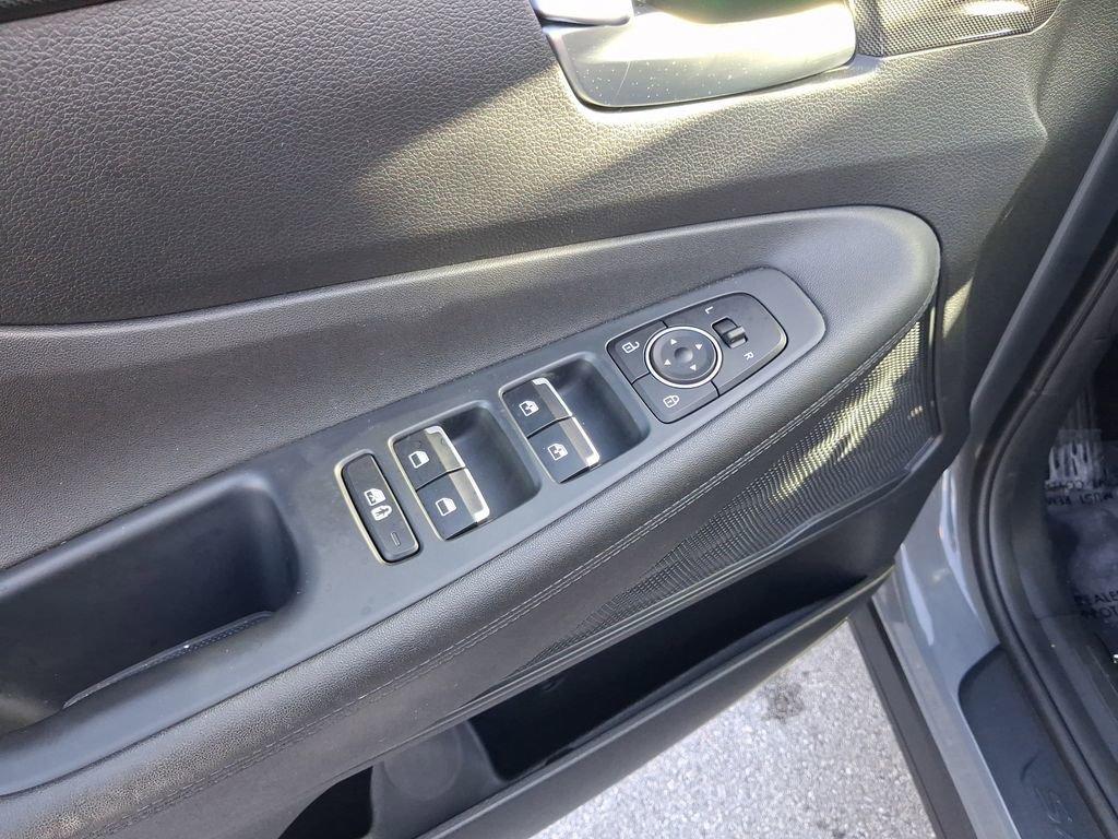 Used 2023 Hyundai Santa Fe SEL FWD image 16