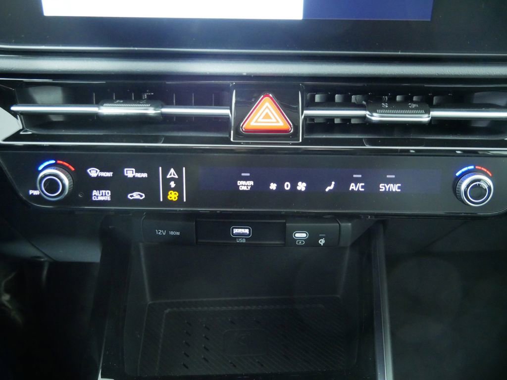 New 2026 Kia Niro SX image 30