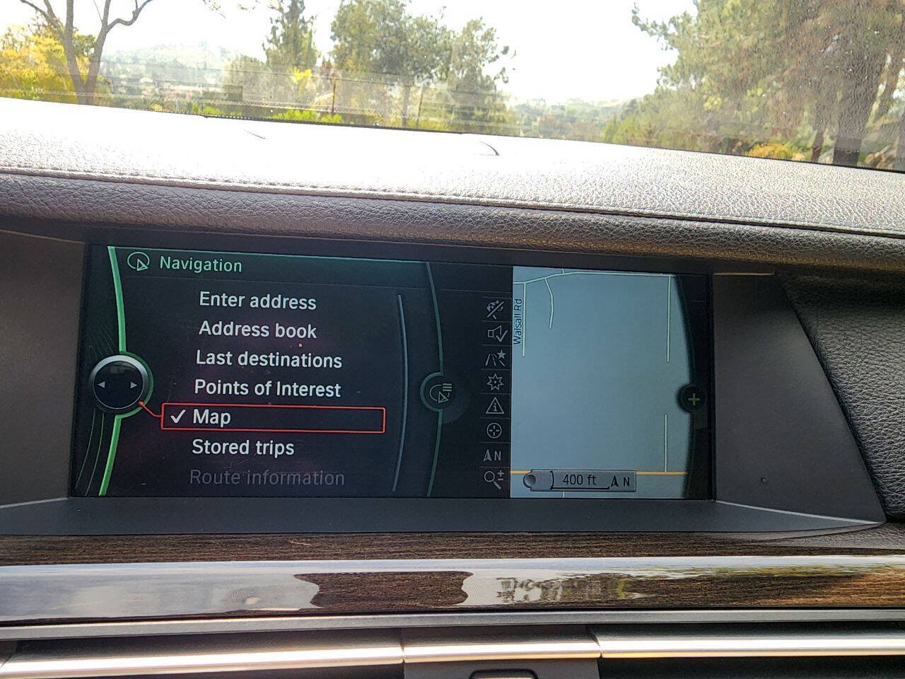 Used 2012 BMW 750Li w/ Driver Assistance Pkg RWD image 40
