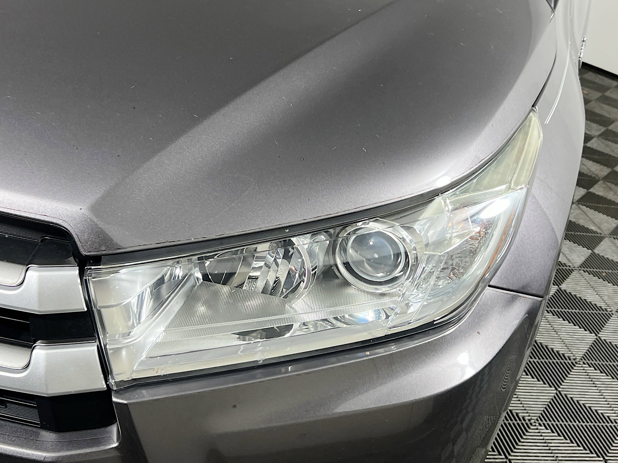 Used 2019 Toyota Highlander XLE image 11