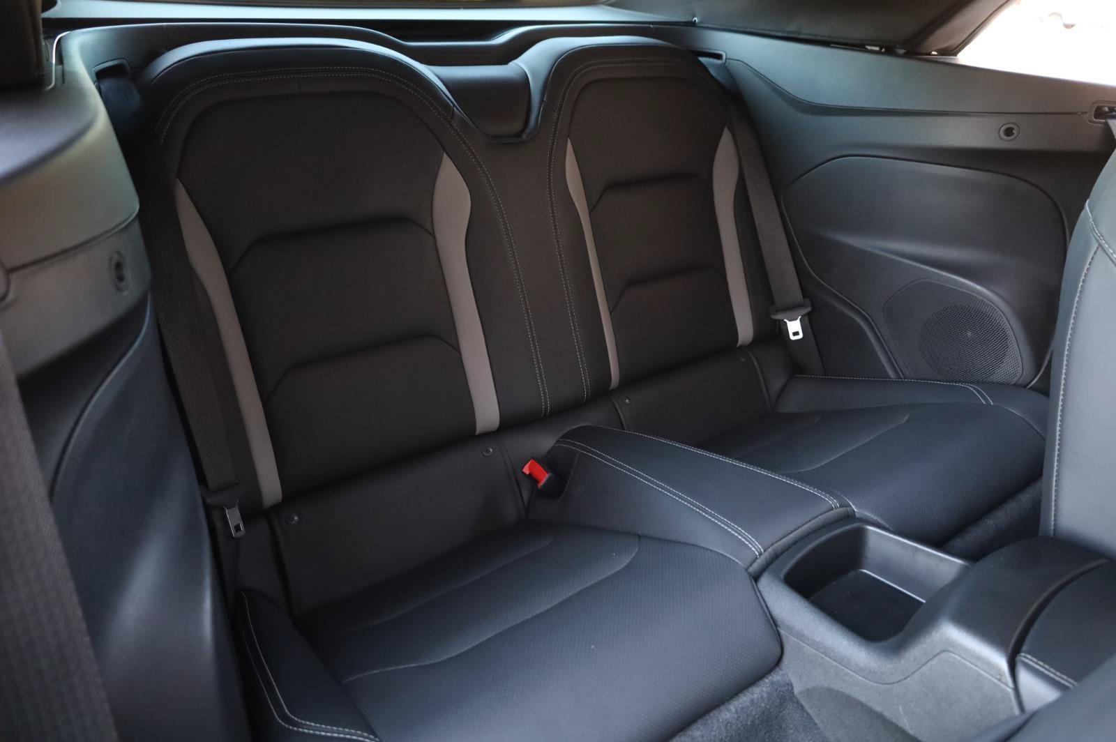 Used 2019 Chevrolet Camaro SS RWD image 33