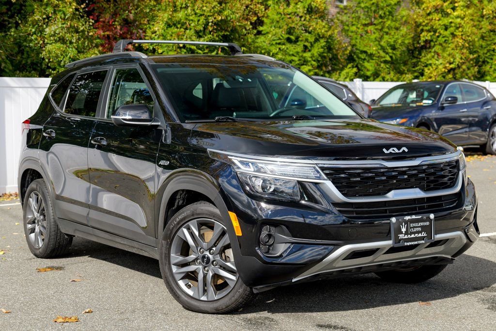 Used 2023 Kia Seltos S image 1