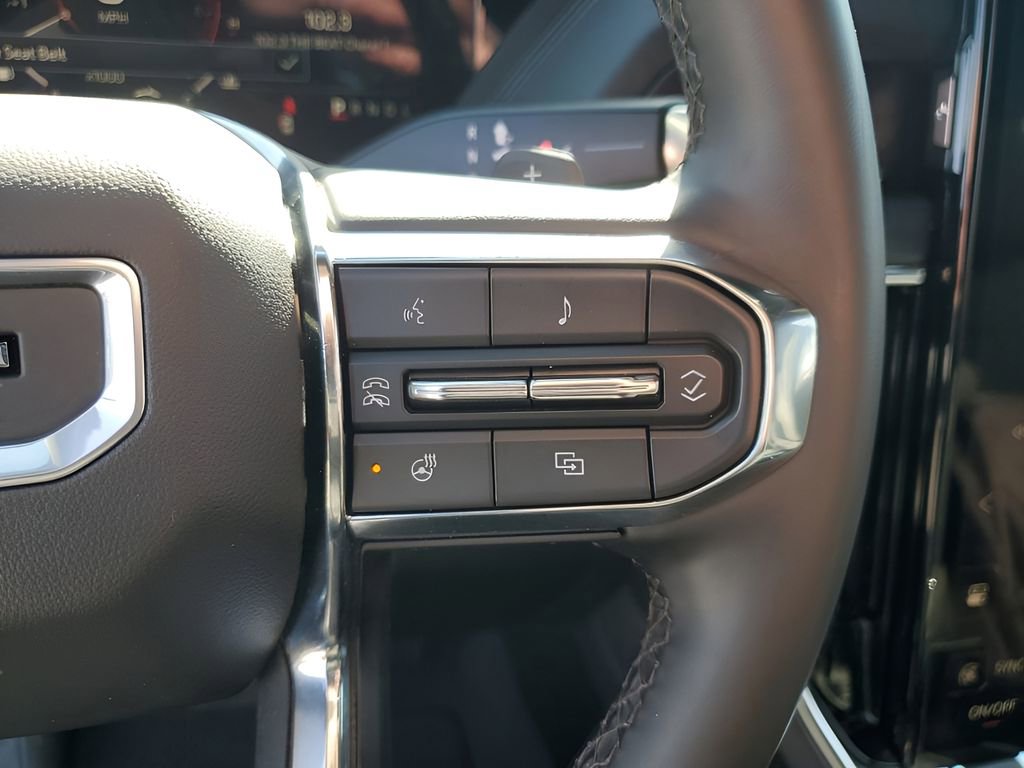 Certified 2025 GMC Yukon Denali image 34