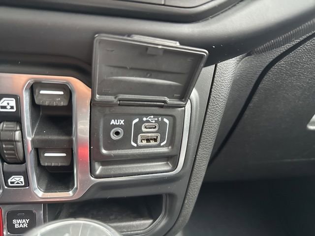 Used 2018 Jeep Wrangler Unlimited Rubicon AWD/4WD image 19