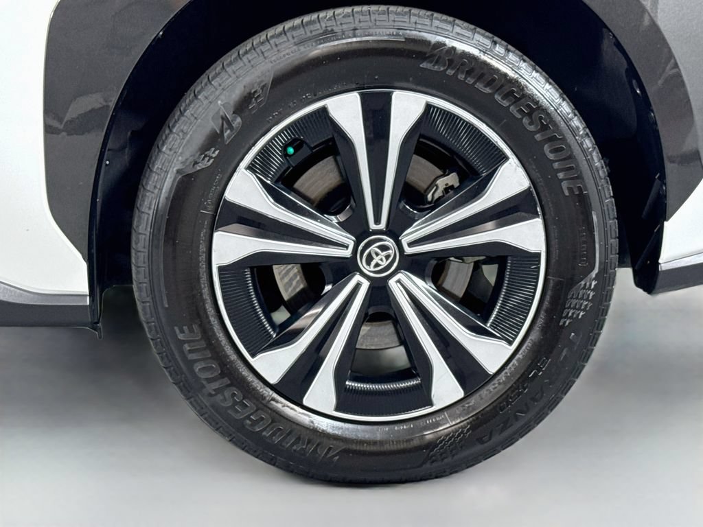 Used 2024 Toyota bZ4X AWD w/ Weather Package image 10
