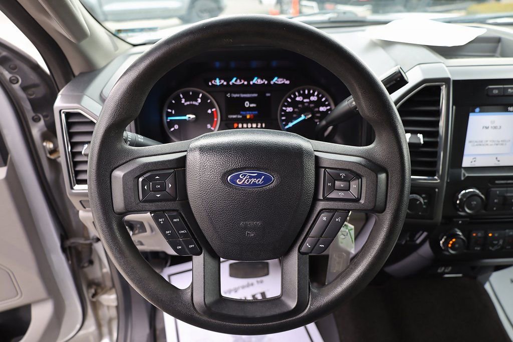 Used 2017 Ford F250 XLT w/ XLT Premium Package AWD/4WD image 13