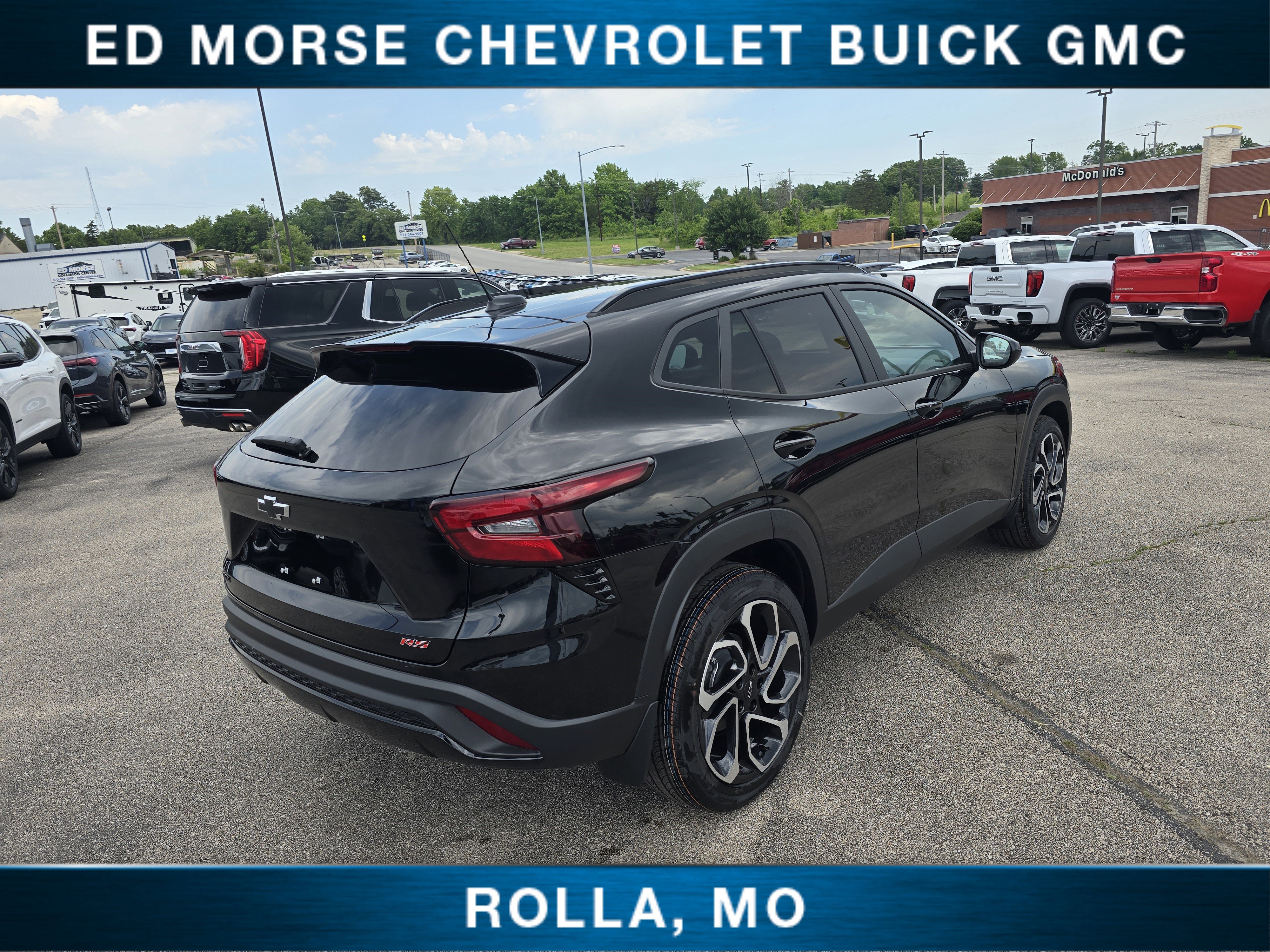 Certified 2023 Cadillac XT6 Premium Luxury w/ Technology Package AWD/4WD image 3