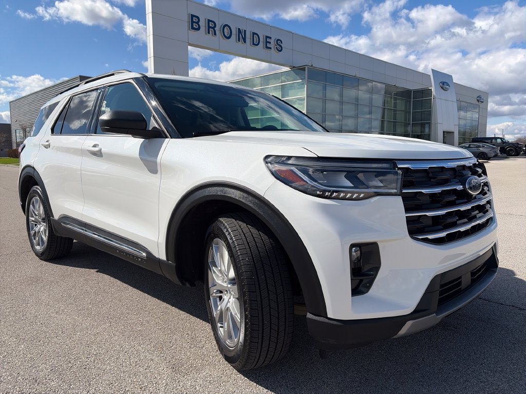 Used 2025 Ford Explorer Active w/ Active Comfort Package
