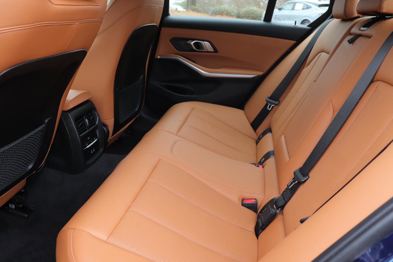 Used 2023 BMW 330i Sedan w/ Driving Assistance Package image 13