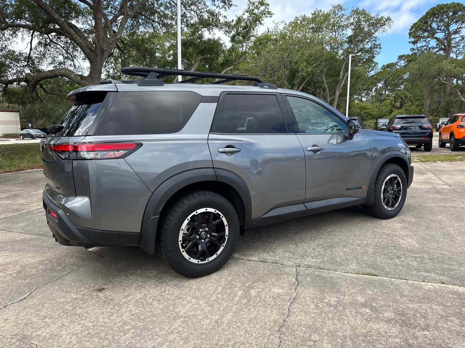 Used 2023 Nissan Pathfinder Rock Creek image 3