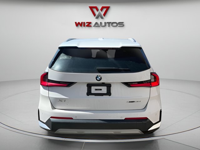 Used 2025 BMW X1 xDrive28i w/ Convenience Package AWD/4WD image 4