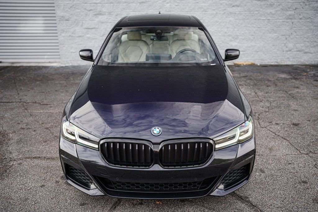 Used 2023 BMW 530e w/ M Sport Package image 6