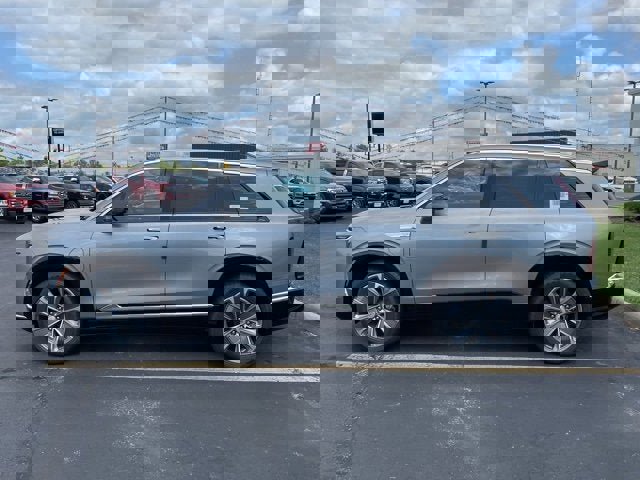 New 2026 Cadillac Vistiq Luxury image 5