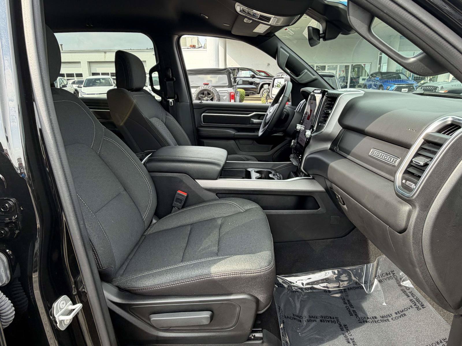 Used 2025 RAM 1500 Big Horn AWD/4WD image 31
