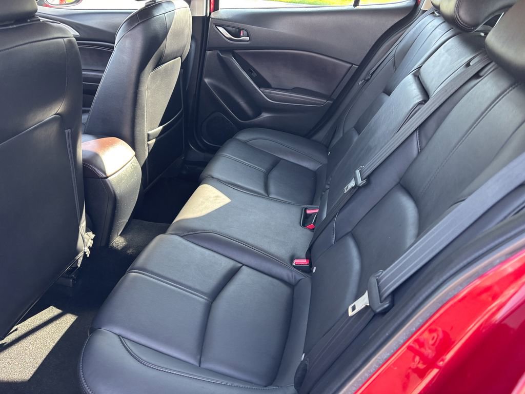 Used 2018 MAZDA MAZDA3 Touring image 49