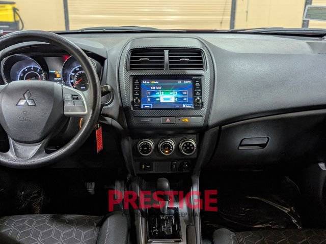 Used 2024 Mitsubishi Outlander Sport SE image 17