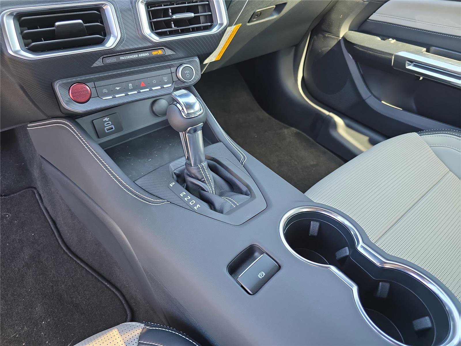 Used 2025 Ford Mustang GT Premium image 21