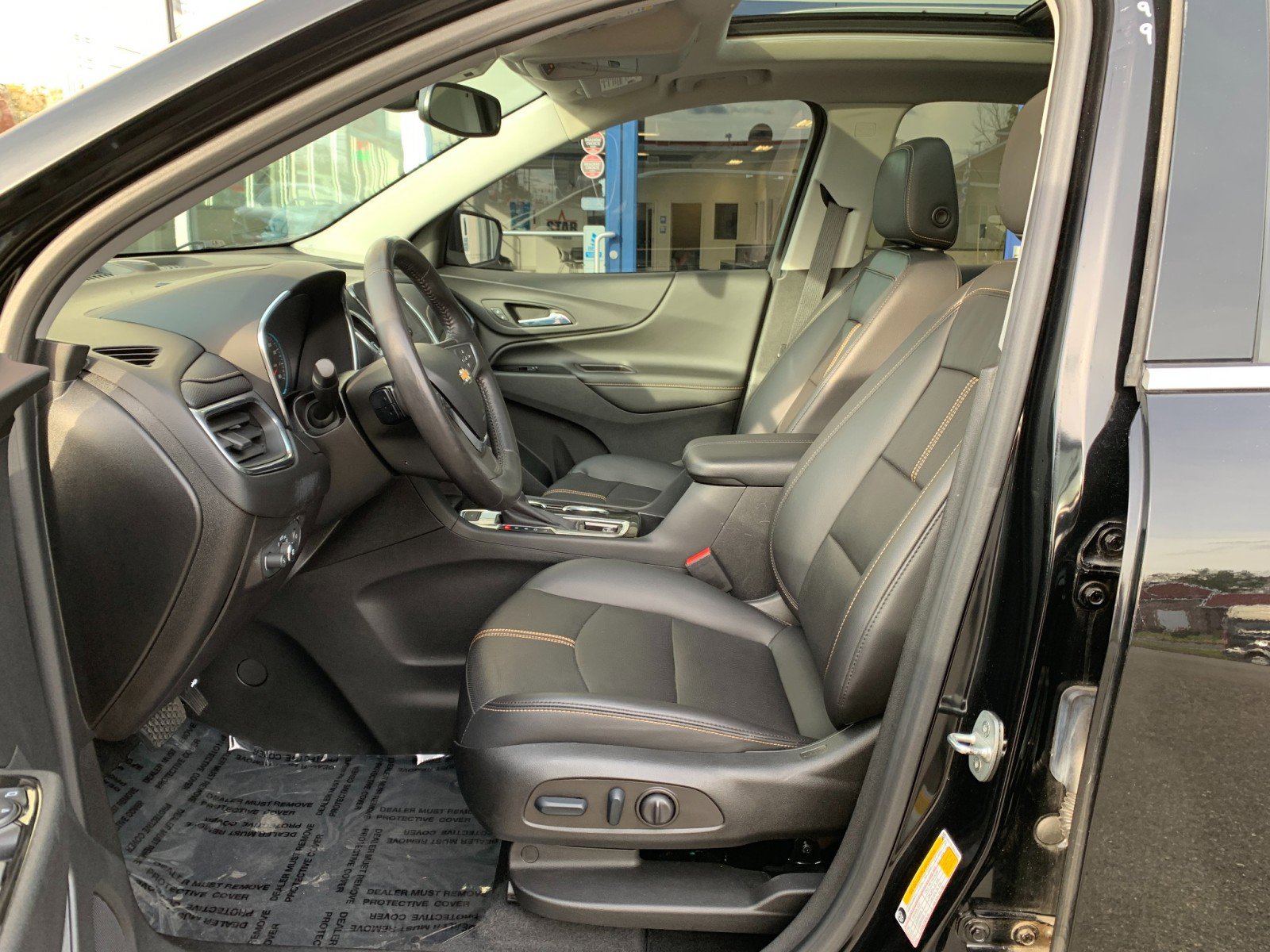Used 2022 Chevrolet Equinox Premier image 10