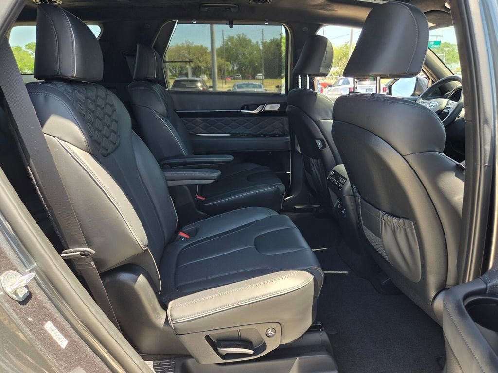 Used 2021 Hyundai Palisade Calligraphy FWD image 16