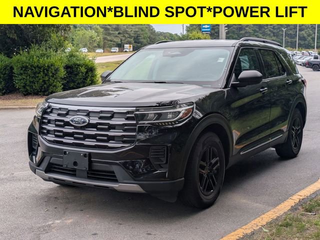 Used 2025 Ford Explorer Active RWD image 5