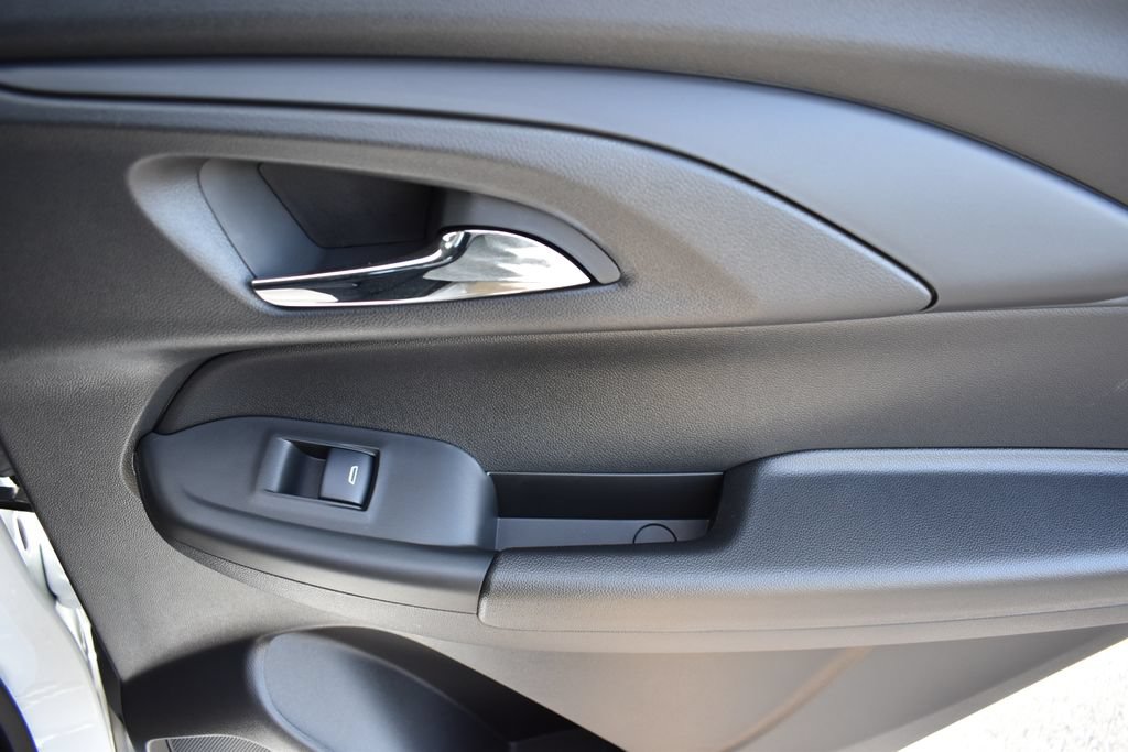 New 2026 Chevrolet TrailBlazer LT w/ Convenience Package FWD image 14