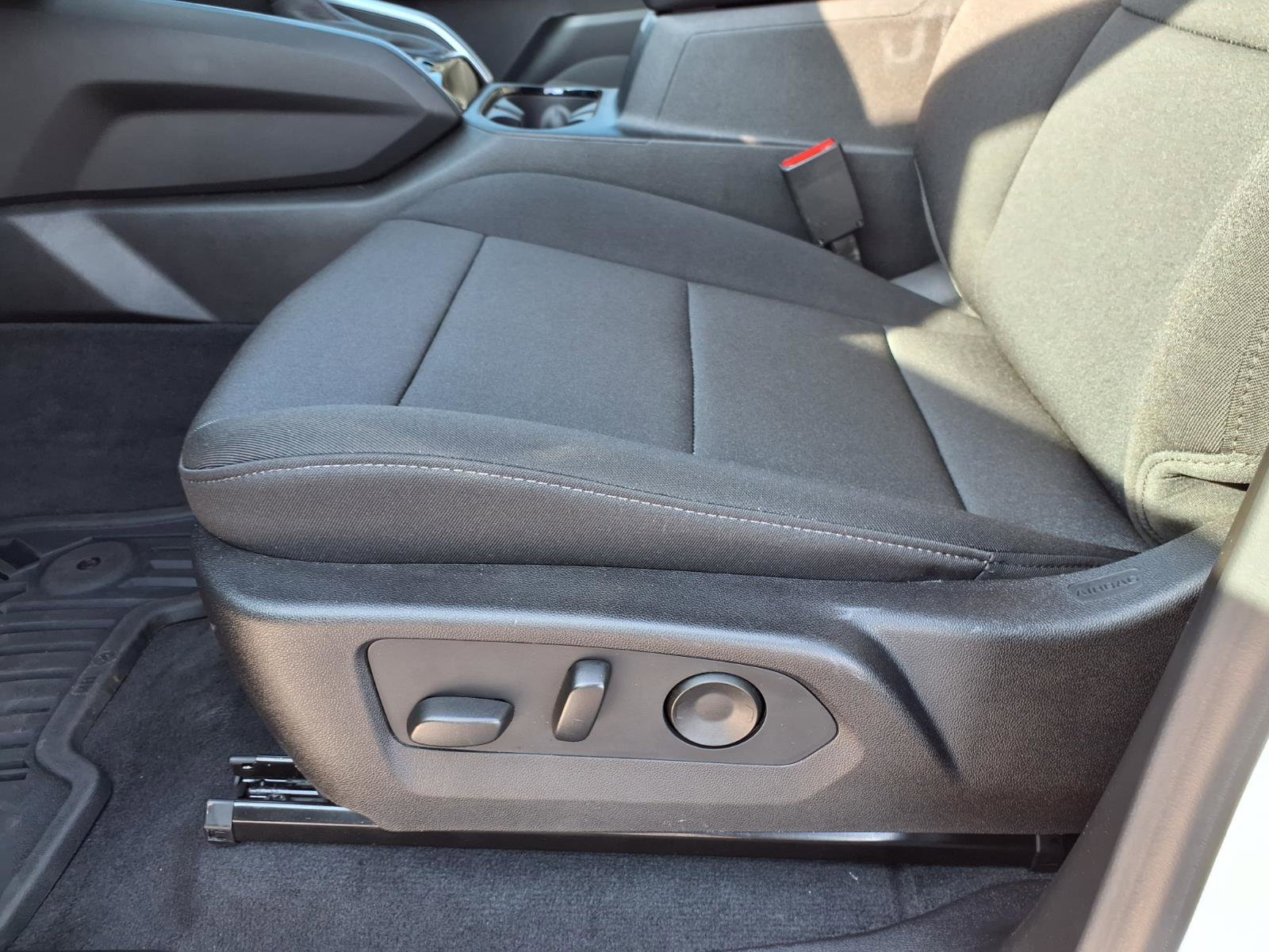 Used 2024 Chevrolet Colorado W/T w/ Technology Package AWD/4WD image 21