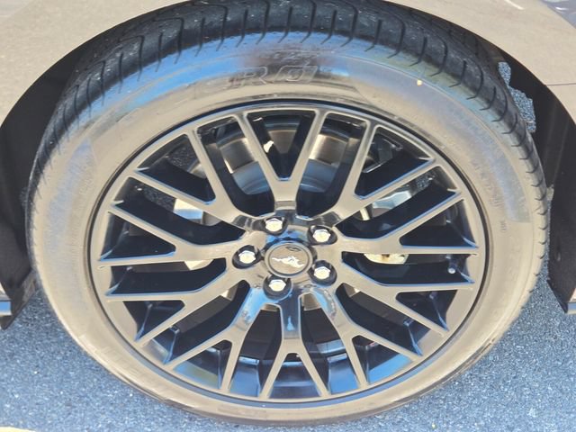 Used 2022 Ford Mustang GT Premium w/ Ford Safe & Smart Package RWD image 11