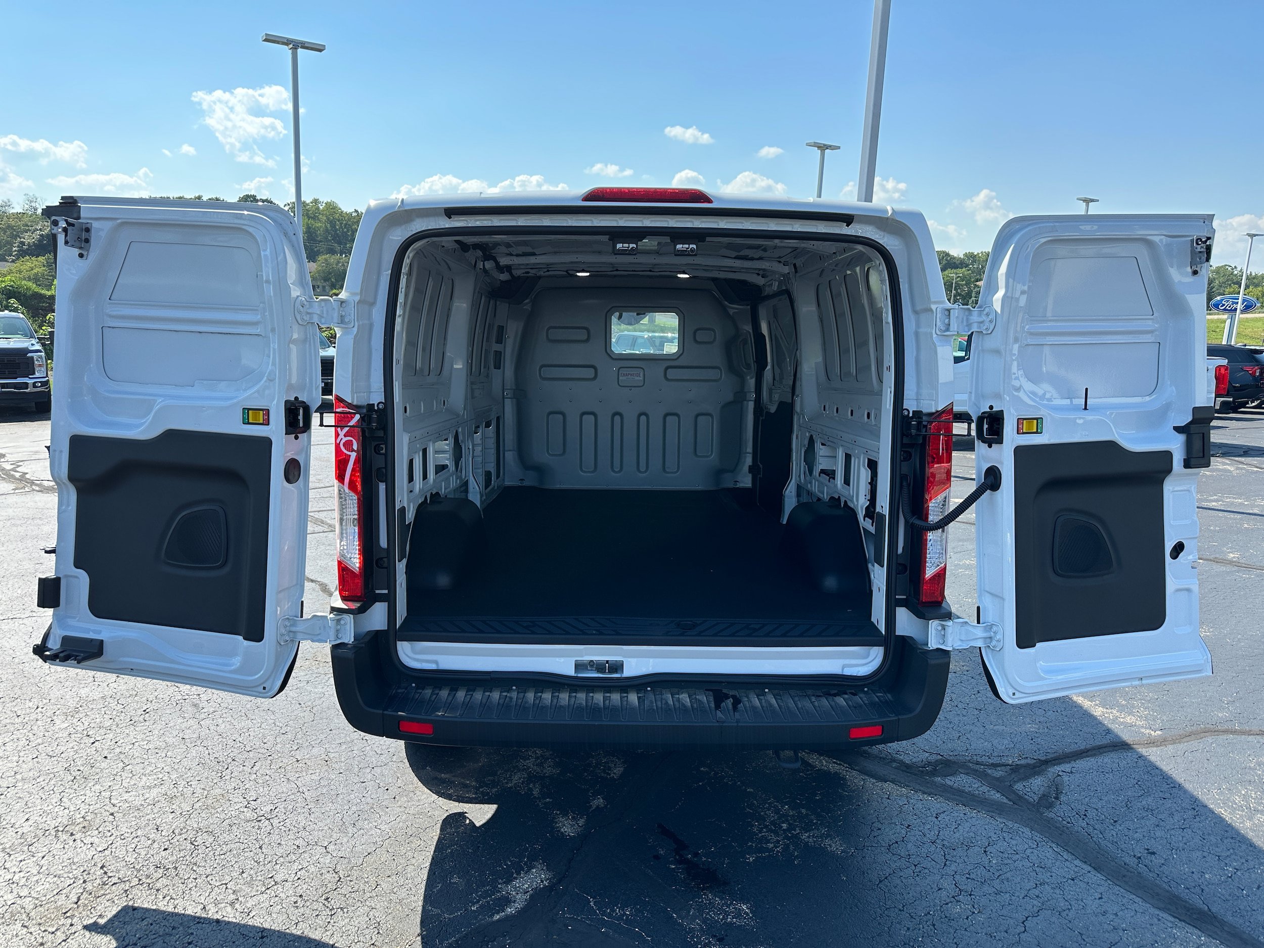 Used 2025 Ford Transit 150 Low Roof RWD image 9