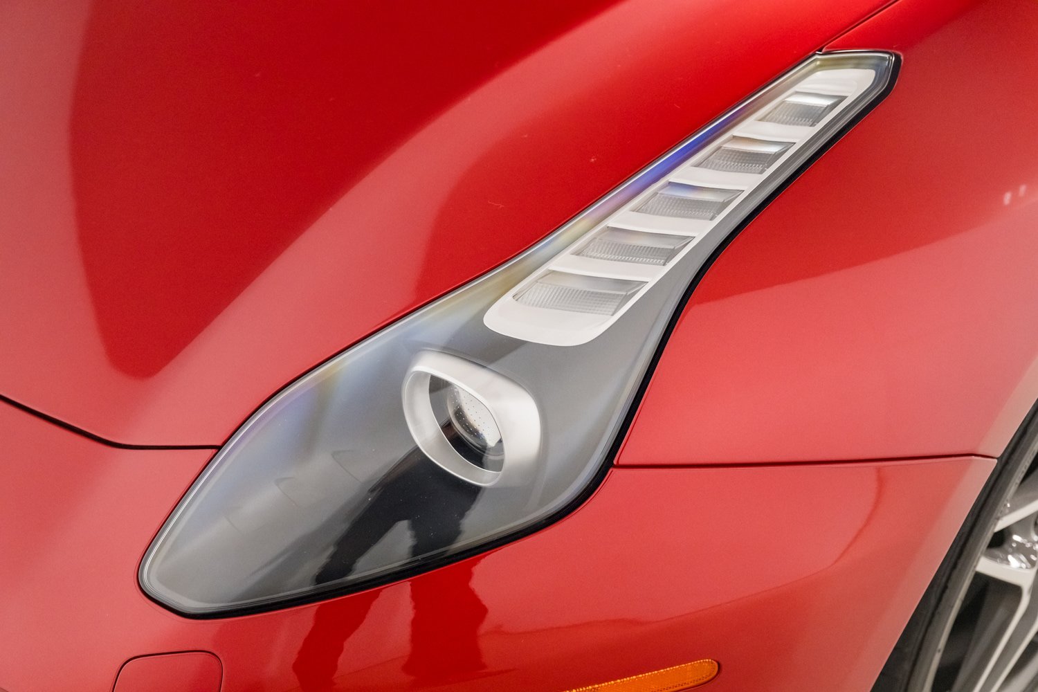 Used 2015 Ferrari California T RWD image 56