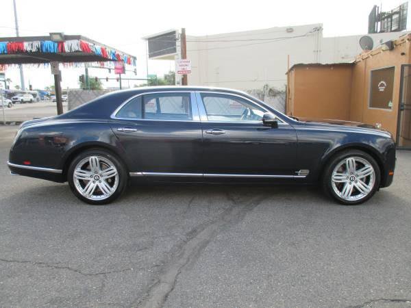 Used 2014 Bentley Mulsanne RWD image 3