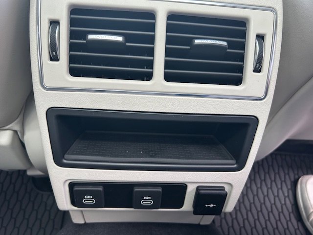 Used 2026 Jaguar F-PACE R-Dynamic S image 20