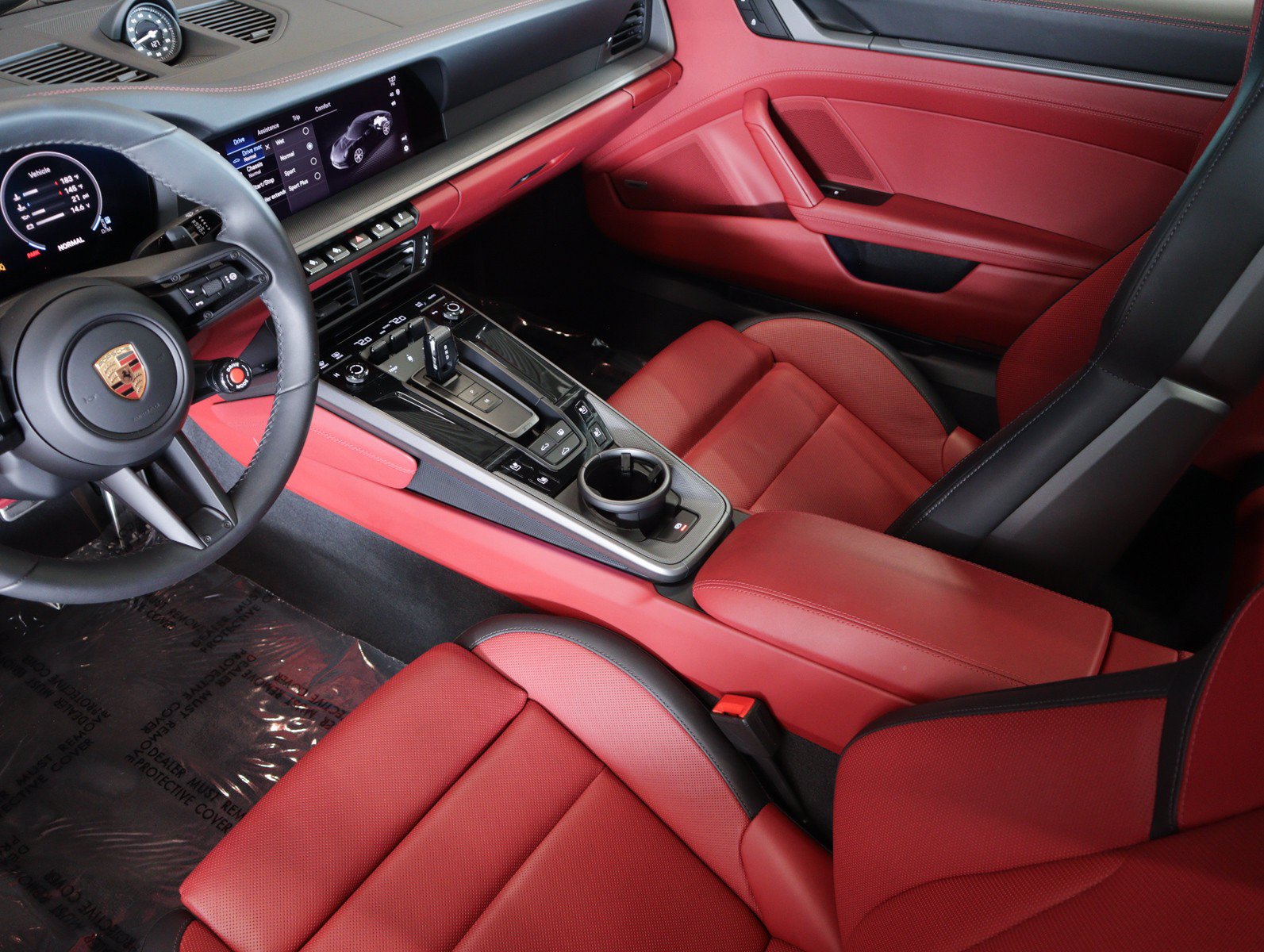 Certified 2025 Porsche 911 Carrera RWD image 19