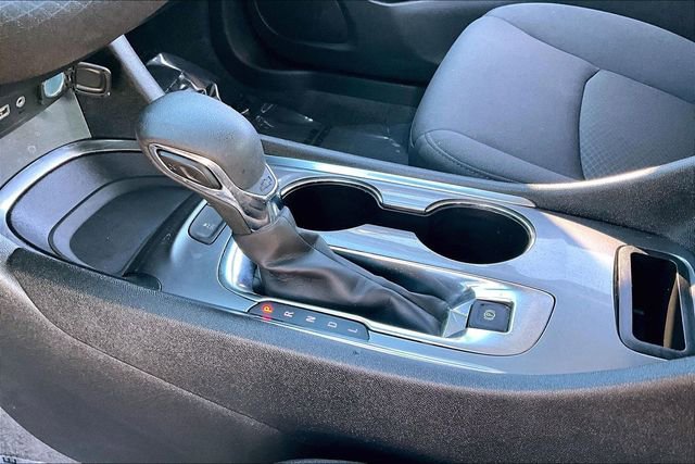 Used 2025 Chevrolet Malibu LT FWD image 18