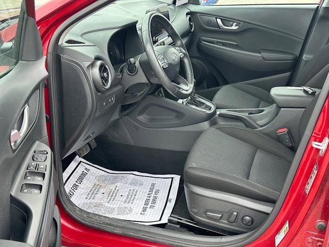 Used 2023 Hyundai Kona SEL image 14