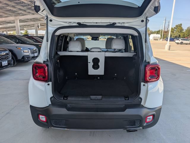 Used 2020 Jeep Renegade Limited w/ LED Lighting Group FWD image 28