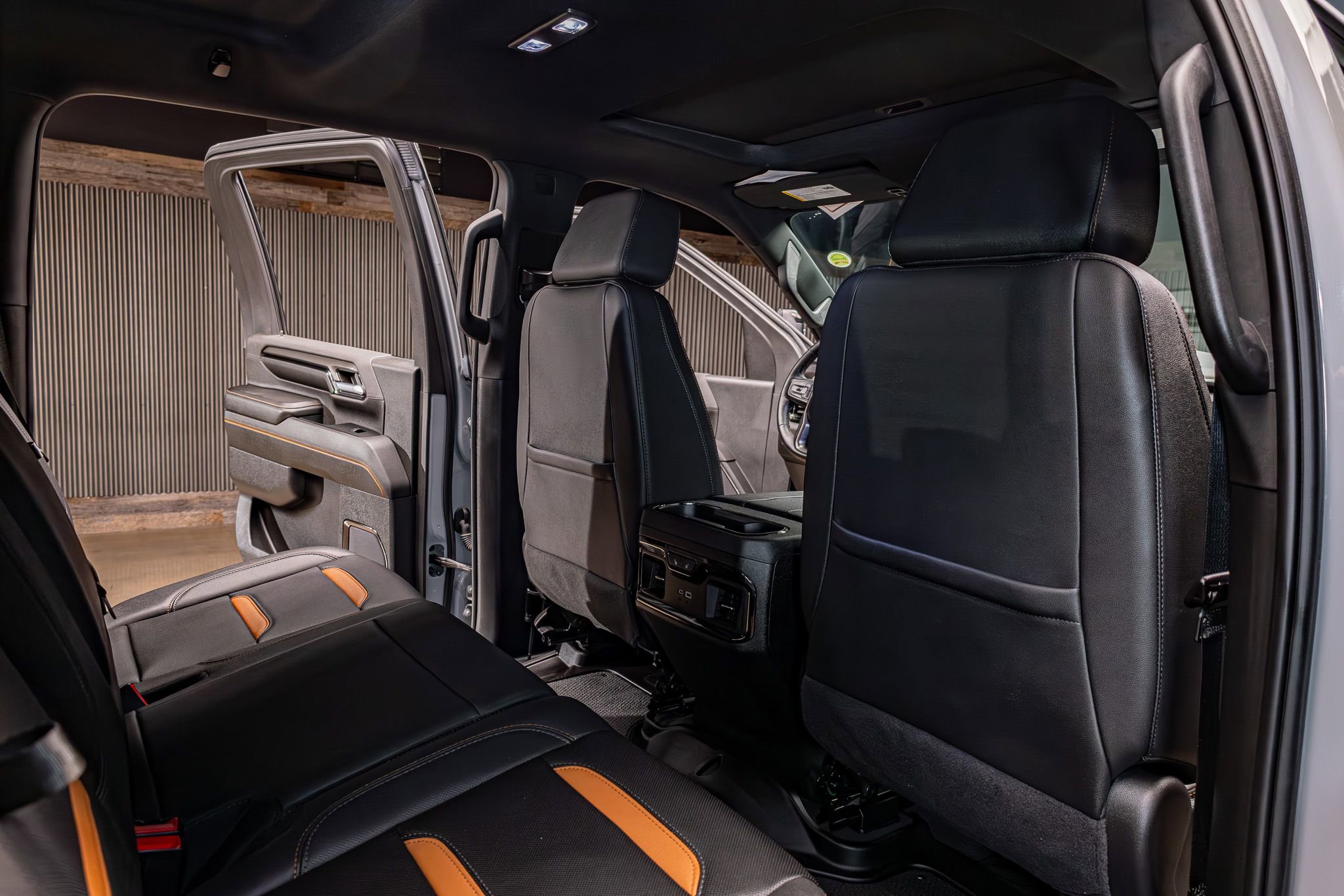 Used 2024 GMC Sierra 2500 AT4 w/ AT4 Premium Plus Package image 24