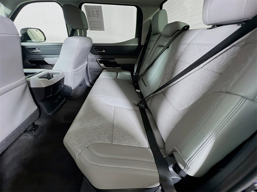 Used 2024 Toyota Tundra Limited image 22