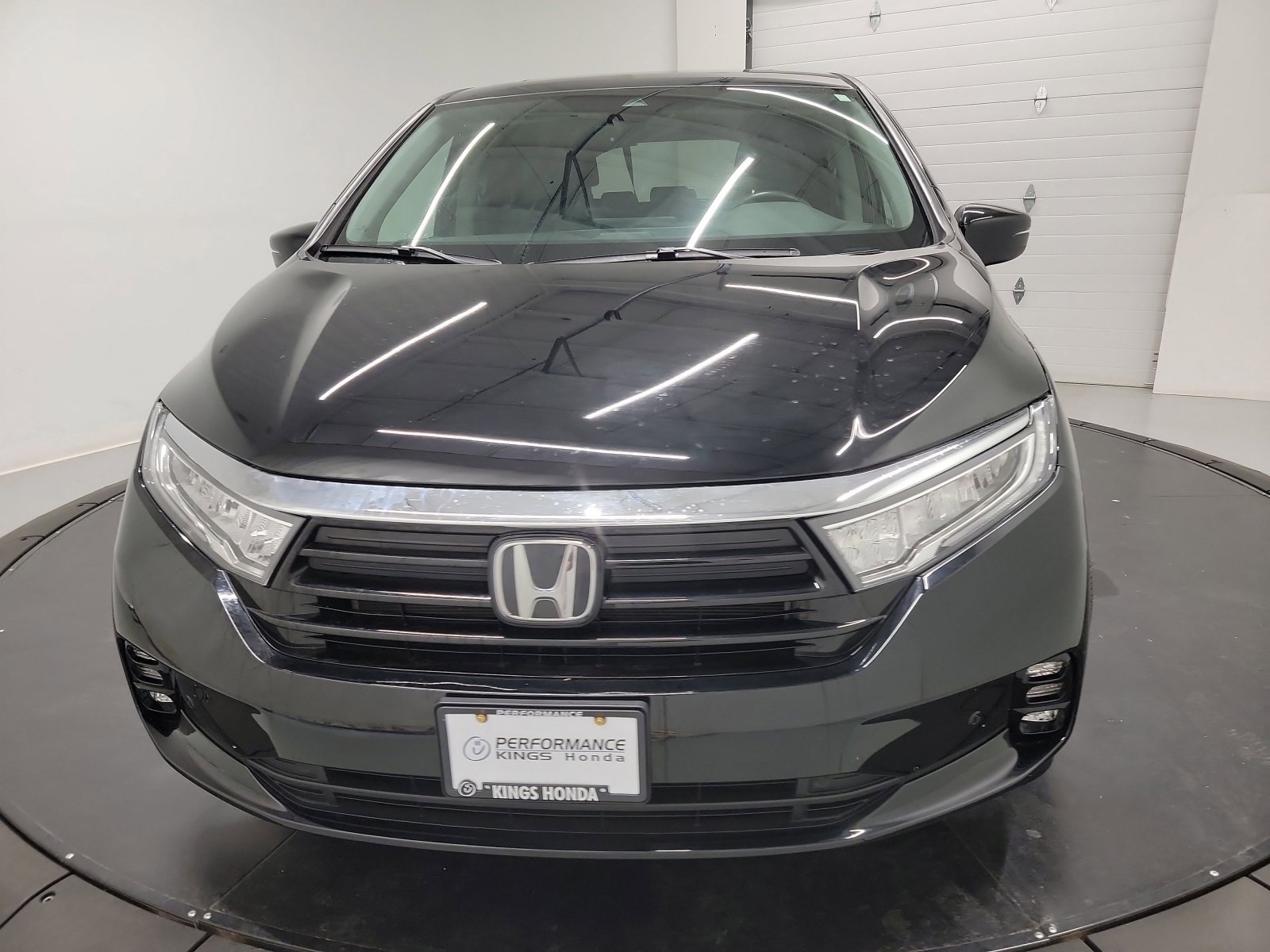 Certified 2023 Honda Odyssey Touring image 2