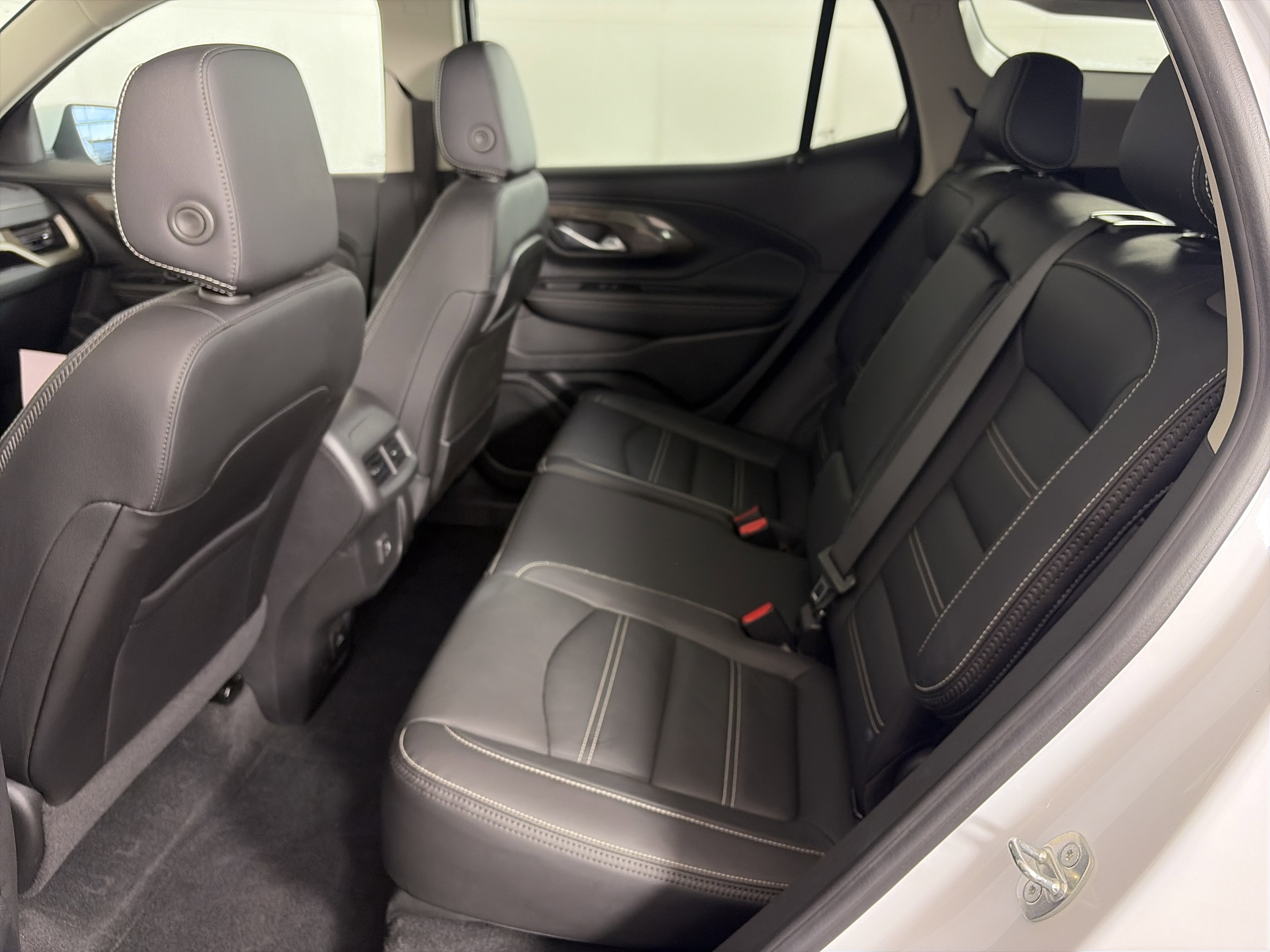 Certified 2022 GMC Terrain Denali w/ LPO, Floor Liner Package image 7