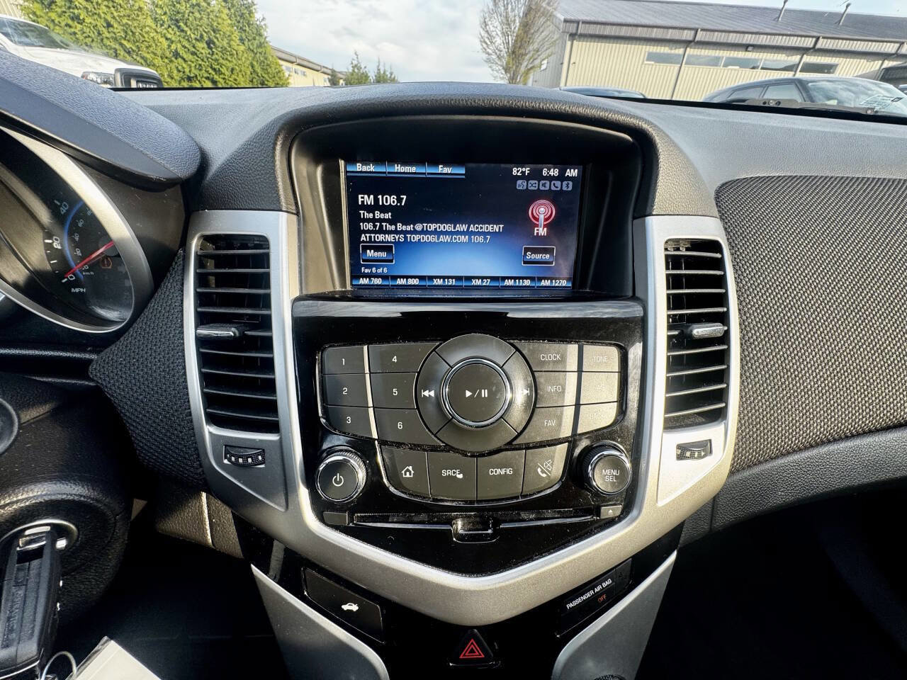 Used 2015 Chevrolet Cruze LT image 19