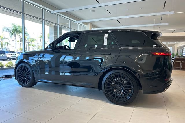 New 2026 Land Rover Range Rover Sport SV image 2