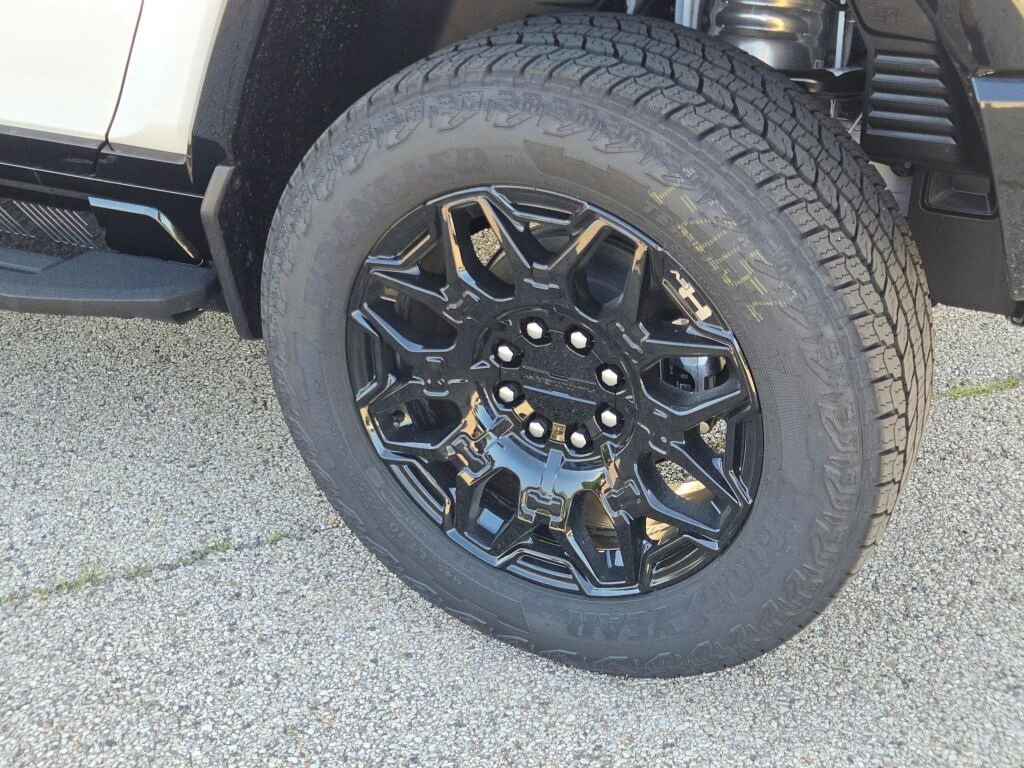 New 2025 GMC Hummer EV 2X image 17