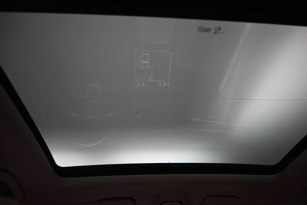 Used 2025 Audi Q7 3.0T Premium Plus w/ Premium Plus Package image 16