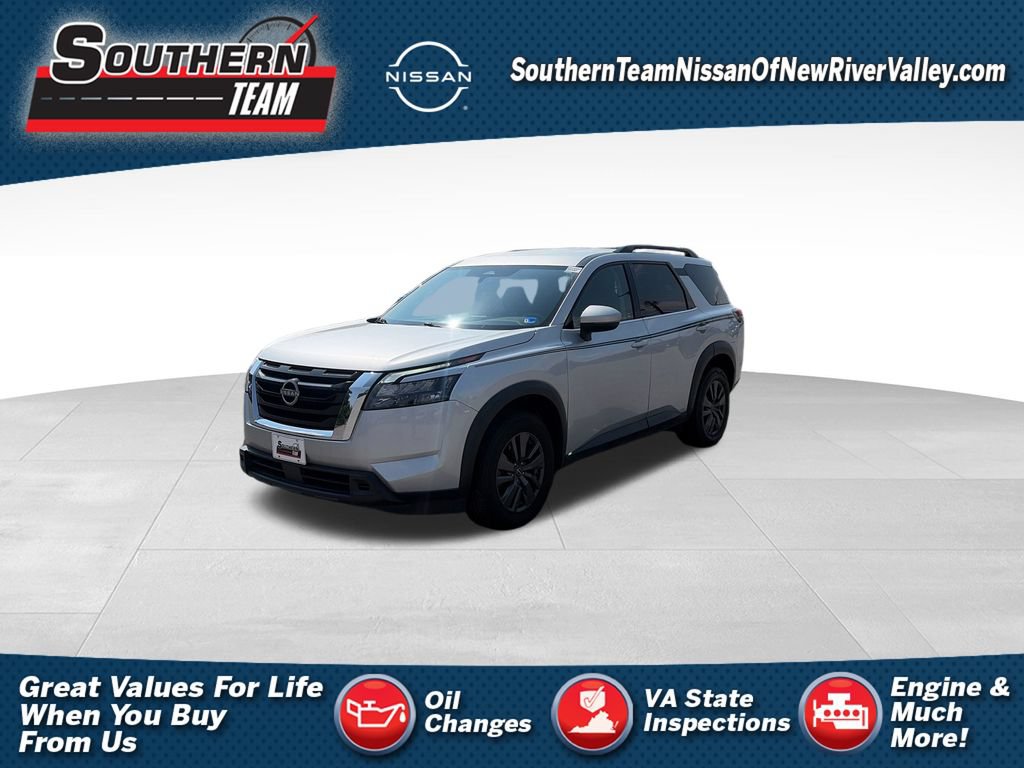 Used 2023 Nissan Pathfinder SV