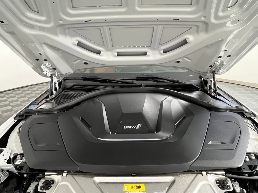 Used 2023 BMW i4 eDrive35 w/ Premium Package image 10