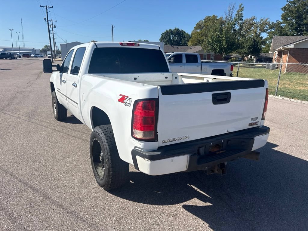 Used 2014 GMC Sierra 2500 Denali w/ Suspension Package, Off-Road AWD/4WD image 6