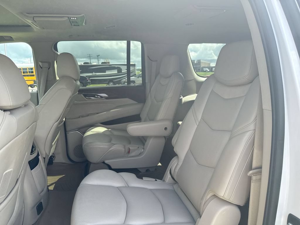 Used 2020 Cadillac Escalade ESV Premium Luxury AWD/4WD image 14