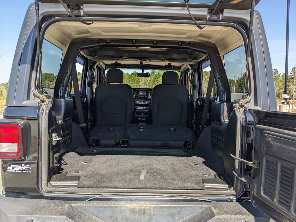 Used 2020 Jeep Wrangler Unlimited Sport S image 38