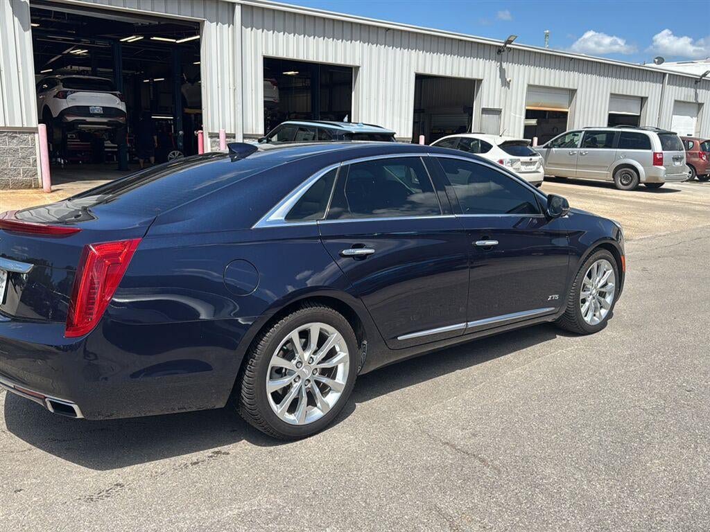 Used 2016 Cadillac XTS Luxury w/ Driver Awareness Package FWD image 3